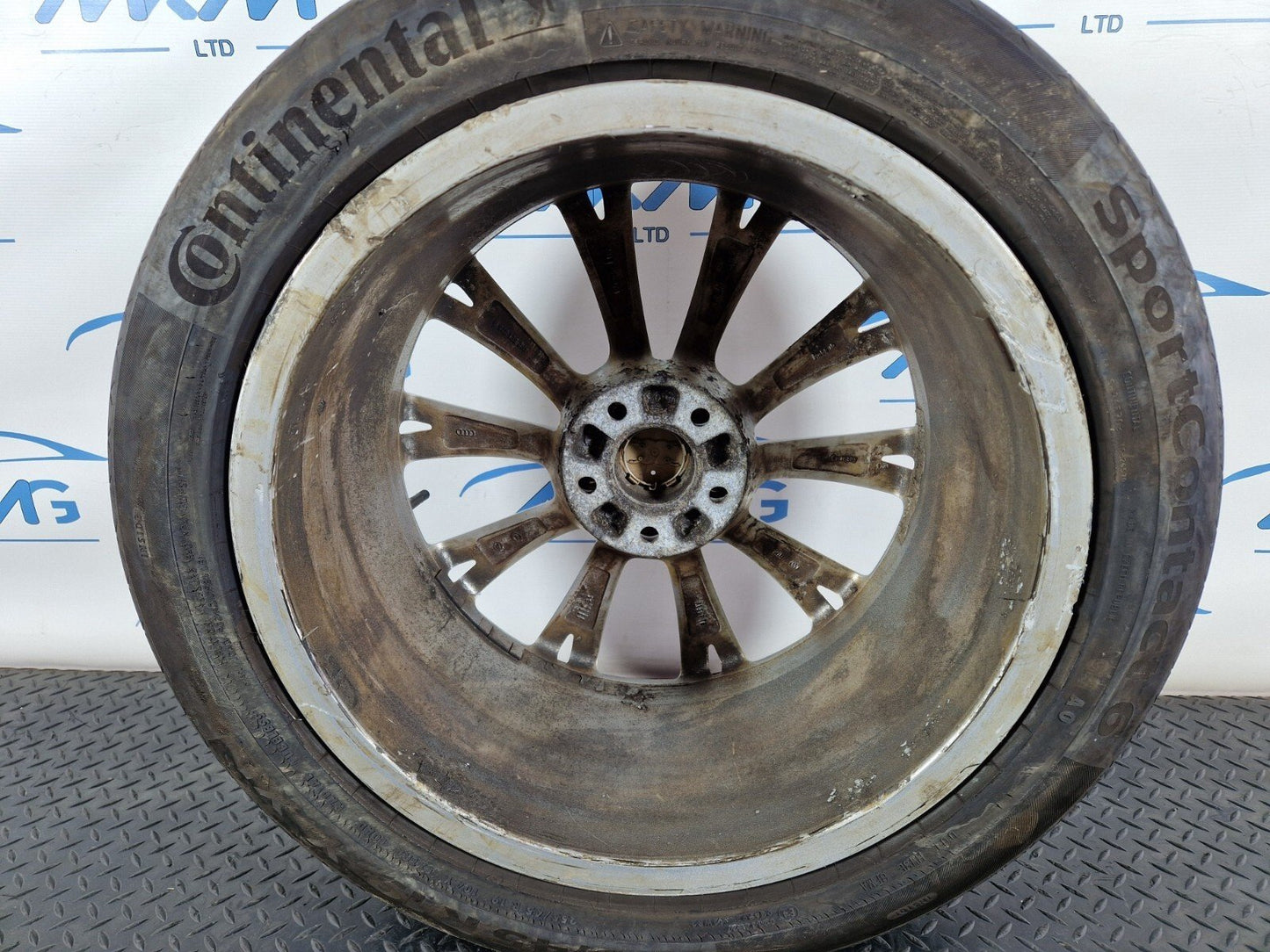 10-17 AUDI A8 4H GENUINE 19" ALLOY WHEEL 9J ET33 & TYRE 255 45 R19 4H0601025G