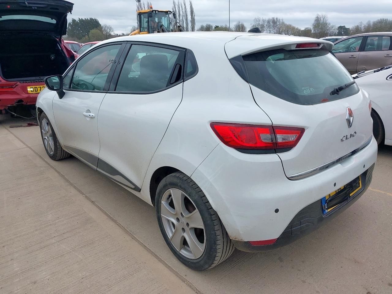 2015 Renault Clio MK4 (Ph1) (X98)