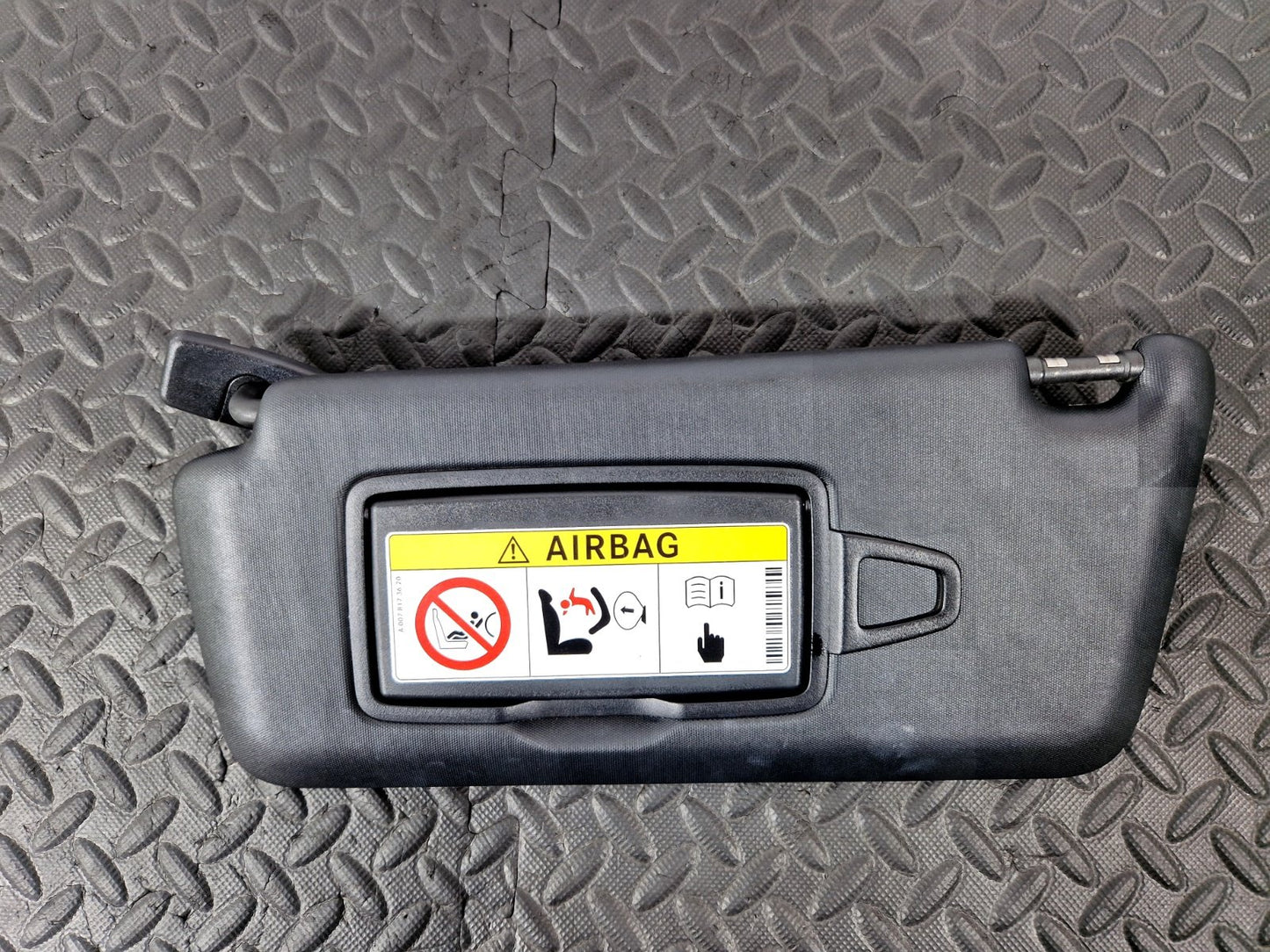 12-18 MERCEDES BENZ A CLASS W176 SUN VISOR FRONT LEFT PASSENGER SIDE A1768100510