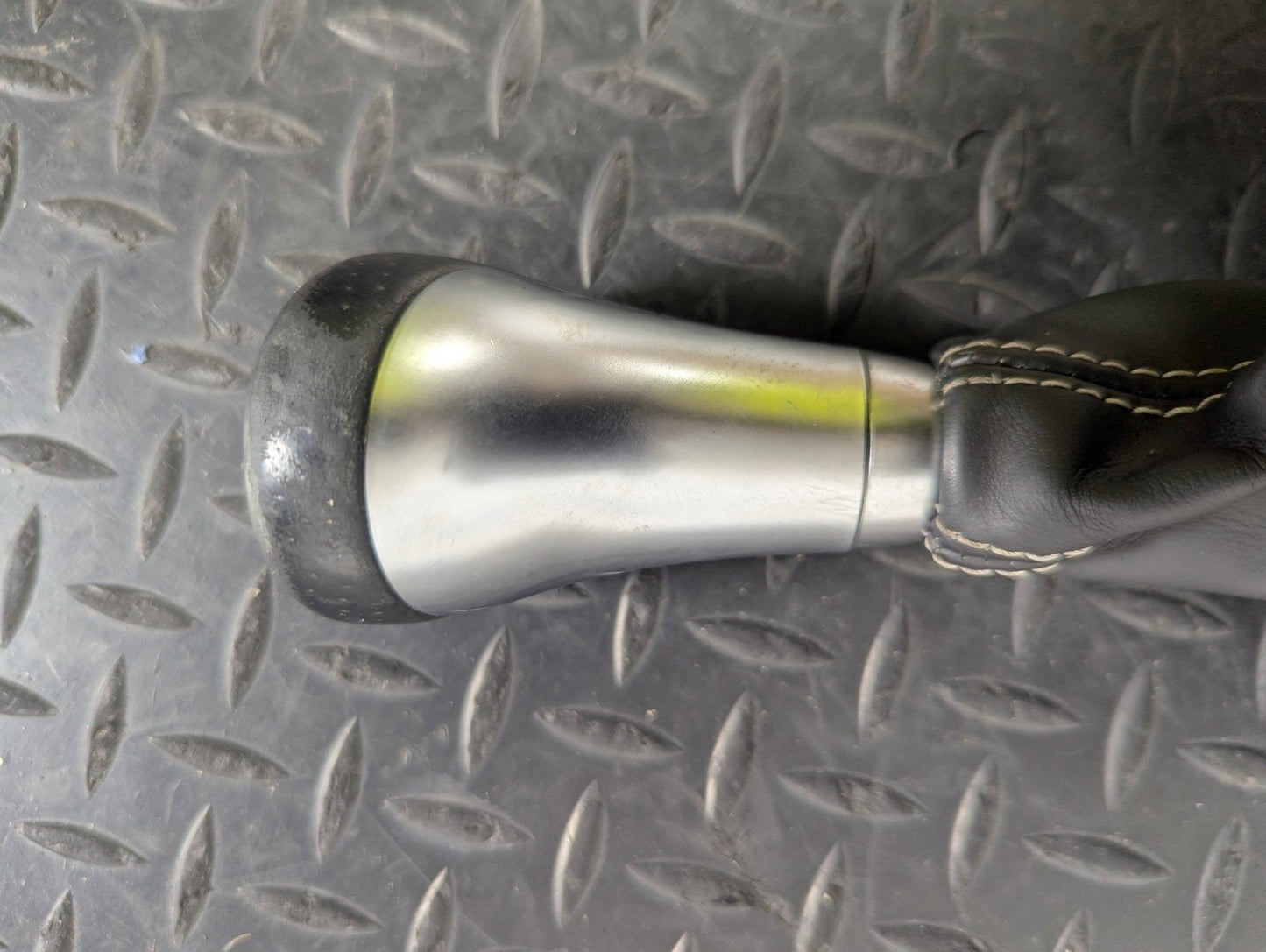 11-19 MERCEDES BENZ ML W166 MANUAL 6 SPEED GEAR SHIFTER GAITER KNOB A1763641210
