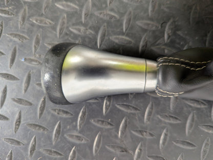 11-19 MERCEDES BENZ ML W166 MANUAL 6 SPEED GEAR SHIFTER GAITER KNOB A1763641210