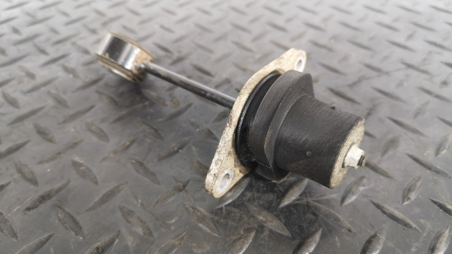 16-19 AUDI A4 B9 S-LINE GENUINE 2.0TDI LEFT SIDE ENGINE MOUNT BEARING 4M0199869