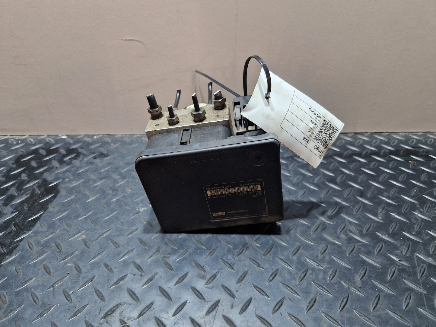 Ford Fiesta MK7 1.4L Petrol Genuine ABS Pump Control Module 8V51-2C405-AE