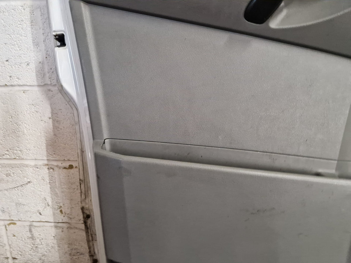 Mercedes Sprinter W906 (NCV3) Front Left N/S Complete Door in Arctic White 9147