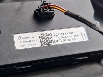 14-20 MERCEDES BENZ GLA X156 AIR CON HEATER MATRIX HOUSING BOX A2468302302