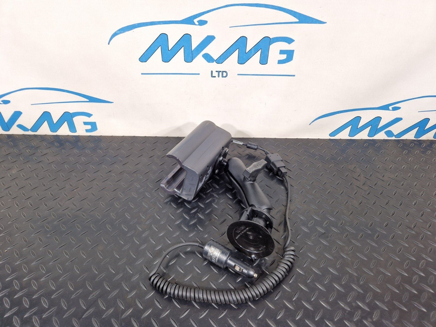 18-ON MERCEDES BENZ SPRINTER W907 honeywellaidc cx85-vd-wl wireless charger