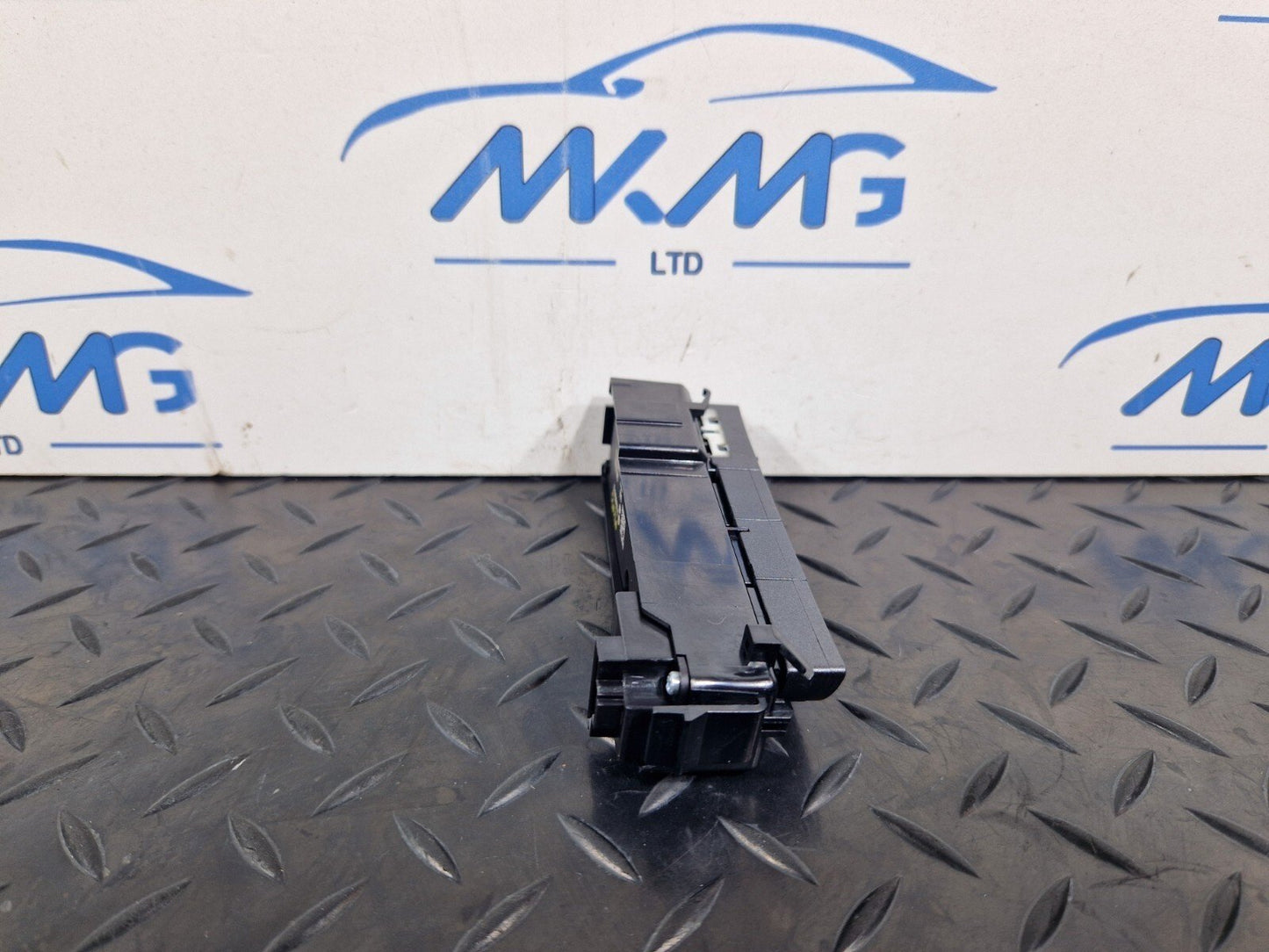 14-21 MERCEDES BENZ C200 W205 DYNAMIC DRIVING MODE SWITCH PANEL A2059056707