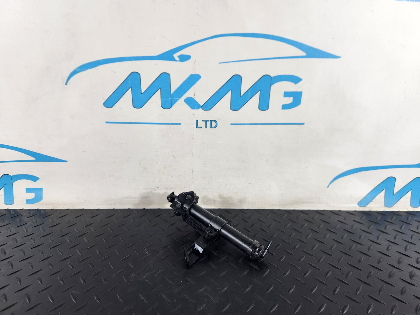 12-18 Range Rover Evoque L538 Left Headlight Washer Nozzle BJ3213C153CA