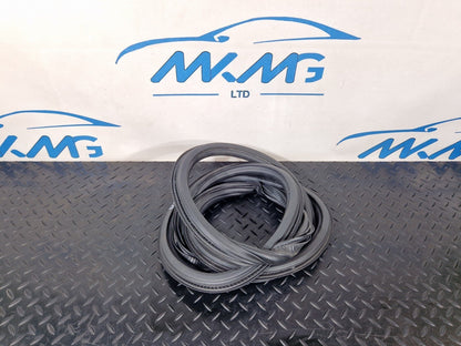 16-19 AUDI A4 B9 REAR LEFT OR RIGHT DOOR RUBBER SEAL 8W5833721
