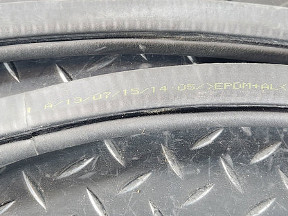 16-20 AUDI Q7 4M GENUINE FRONT LEFT & RIGHT DOOR SEAL RUBBER 4M0831721A