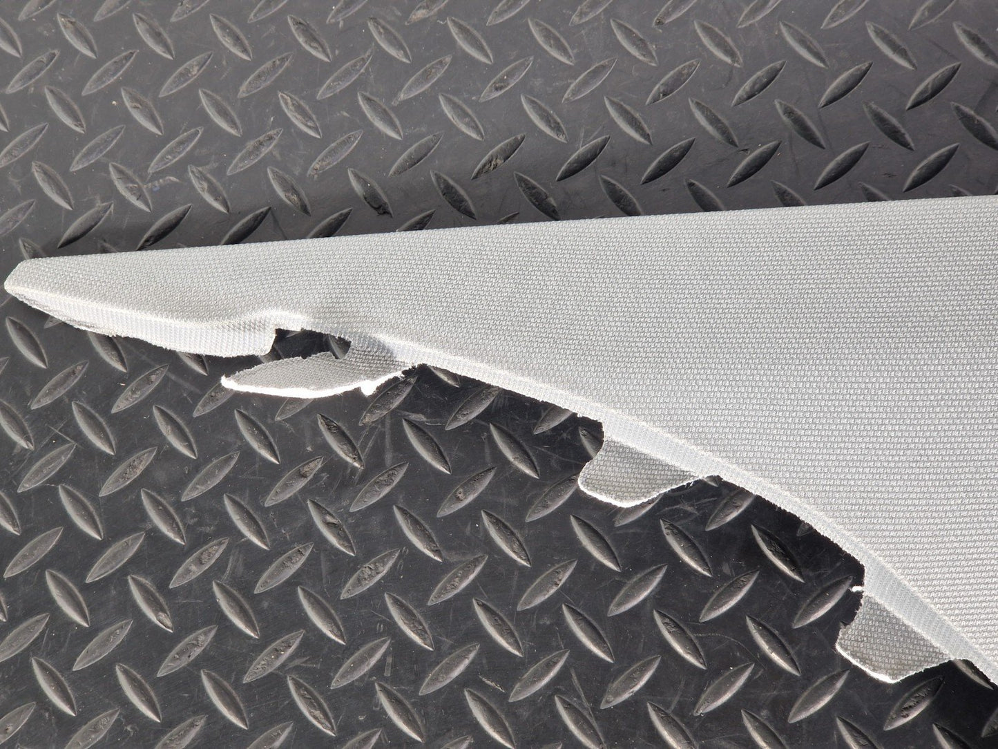 16-19 AUDI A4 B9 GENUINE OEM REAR LEFT SIDE C-PILLAR TRIM 8W5867245