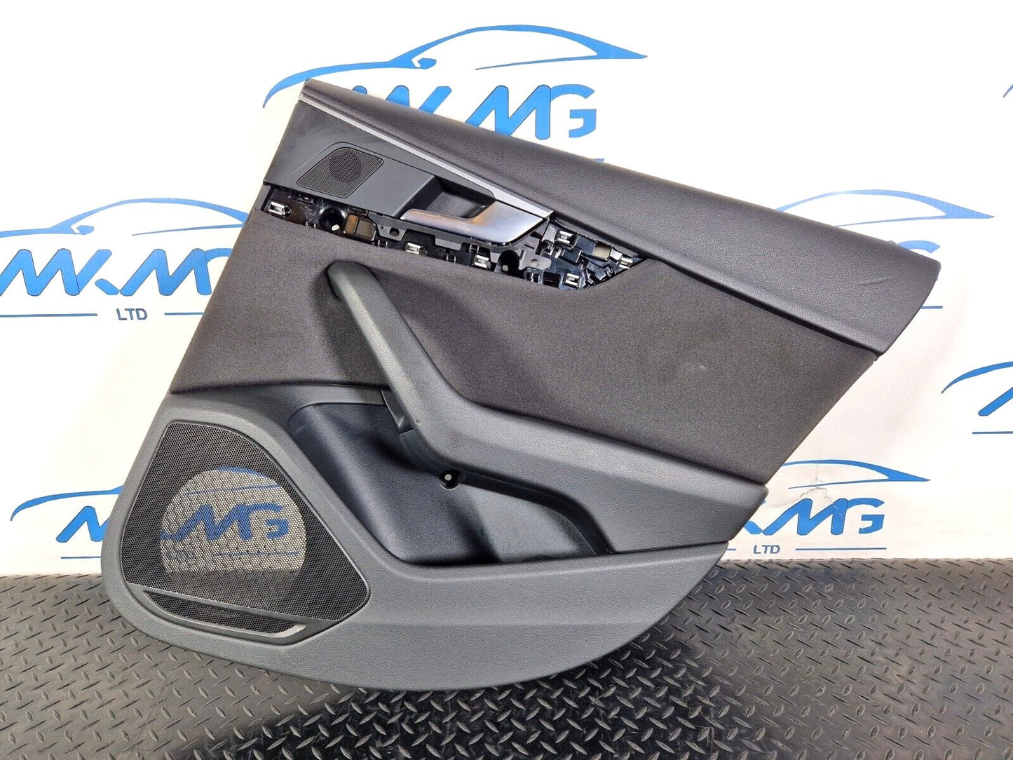 16-19 AUDI A4 B9 SALOON GENUINE REAR RIGHT DRIVER SIDE DOOR CARD PANEL 8W0867488