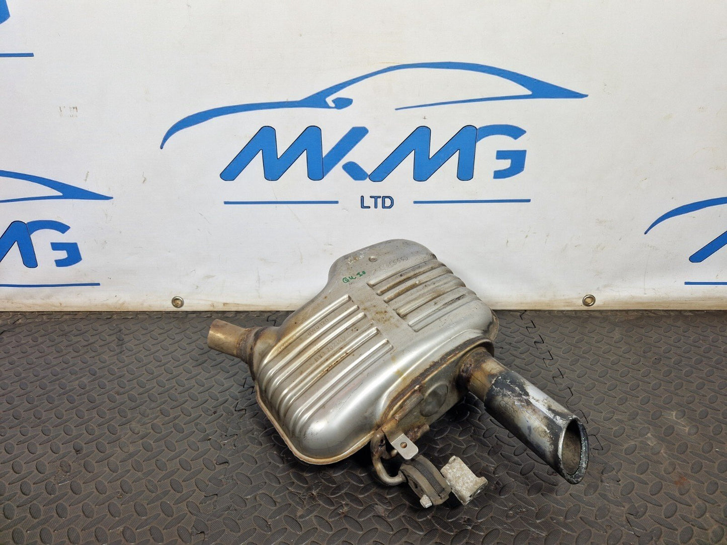 16-ON AUDI B9 REAR EXHAUST MUFFLER SILENCER 8K0253611K BY32021417CZ