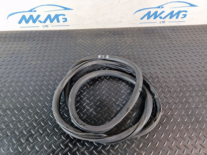 10-18 VW TOUAREG 7P GENUINE REAR RIGHT DOOR GASKET RUBBER SEAL 7P0867367F