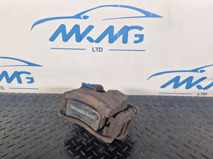 19-ON MERCEDES BENZ CLA C118 FRONT RIGHT O/S BRAKE CALIPER 305X28