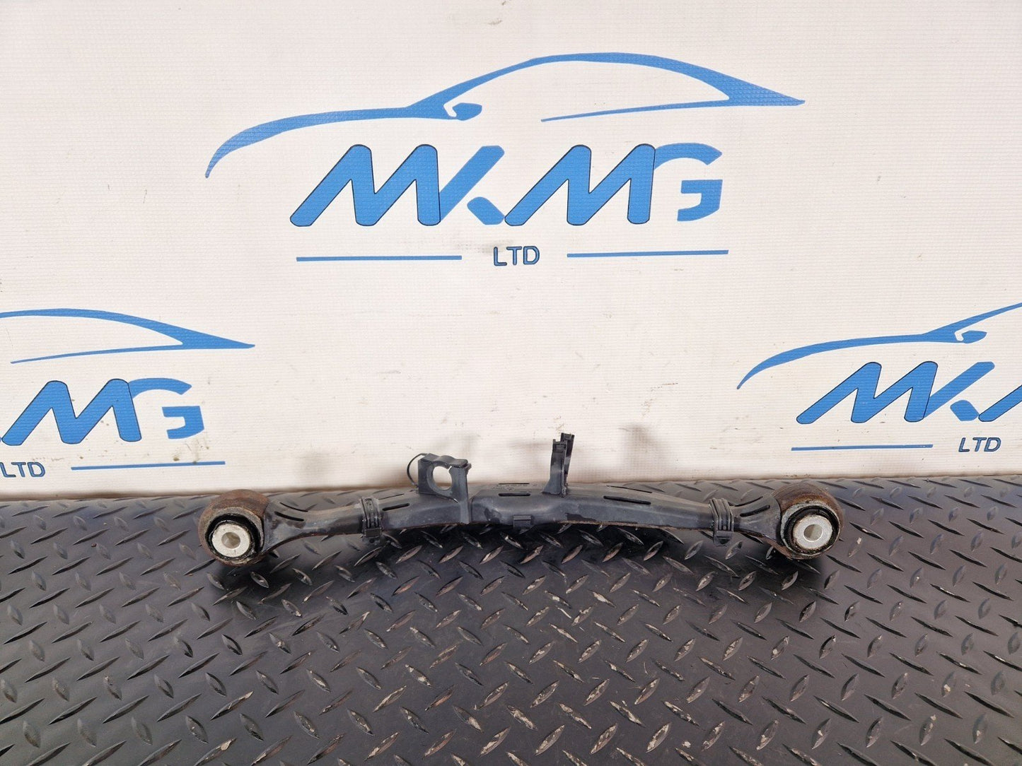 11-19 MERCEDES BENZ ML W166 GENUINE REAR LEFT N/S CONTROL ARM A1664230723