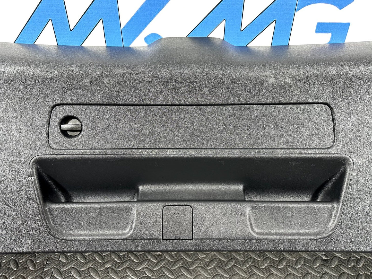 16-19 AUDI A4 B9 AVANT GENUINE BOOTLID/TAILGATE TRIM COVER BLACK 8W9867979