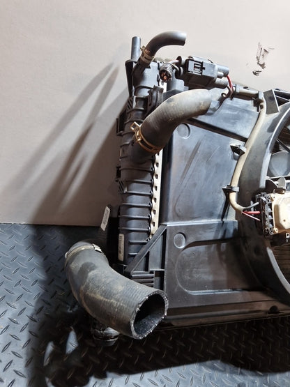 Volvo S40 2.0LL Diesel 100kw D4204T Genuine Complete Rad Radiator Pack