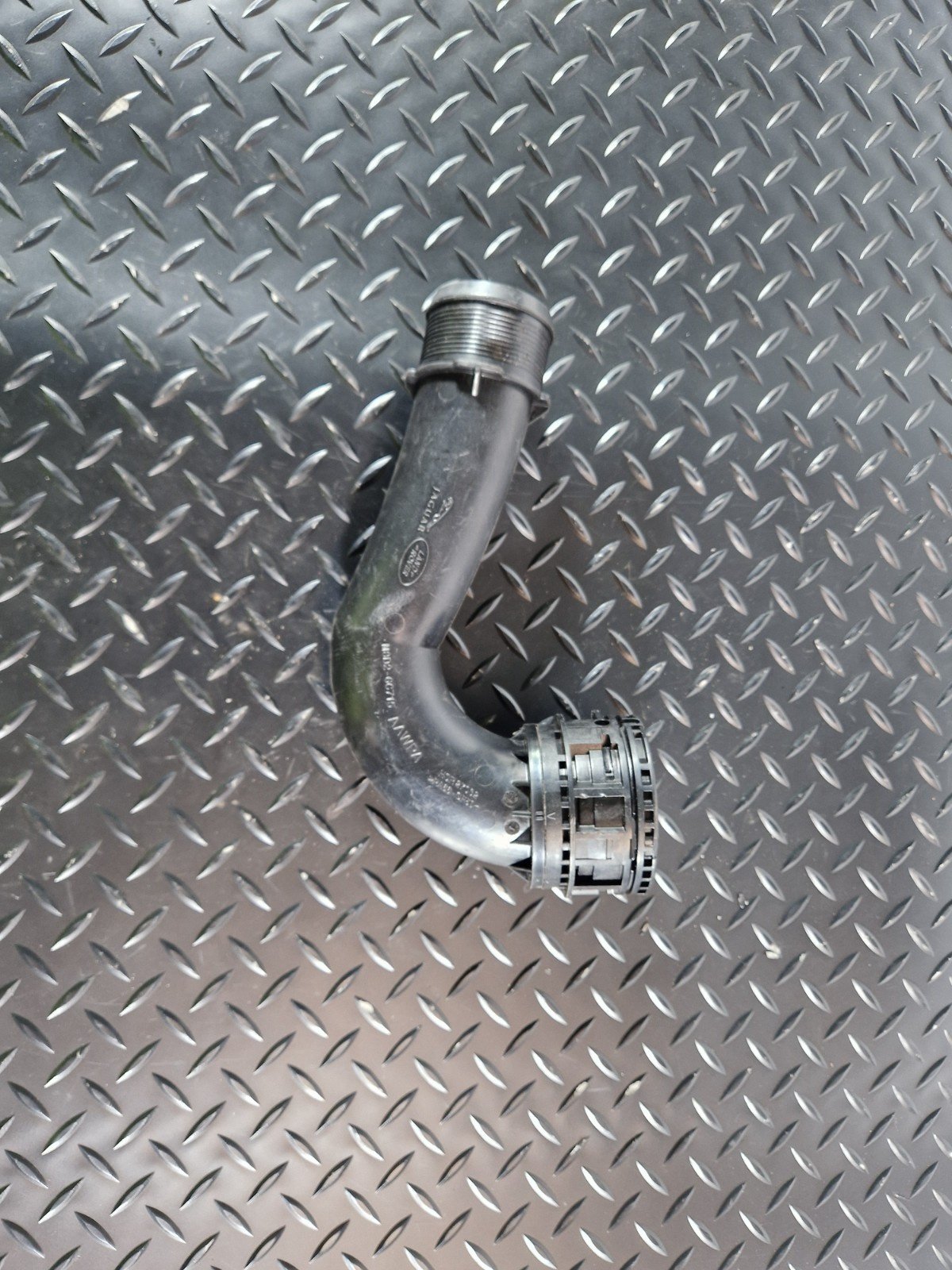 19-ON RANGE ROVER EVOQUE L551 2.0 DIESEL INTERCOOLER HOSE PIPE M8D26C715