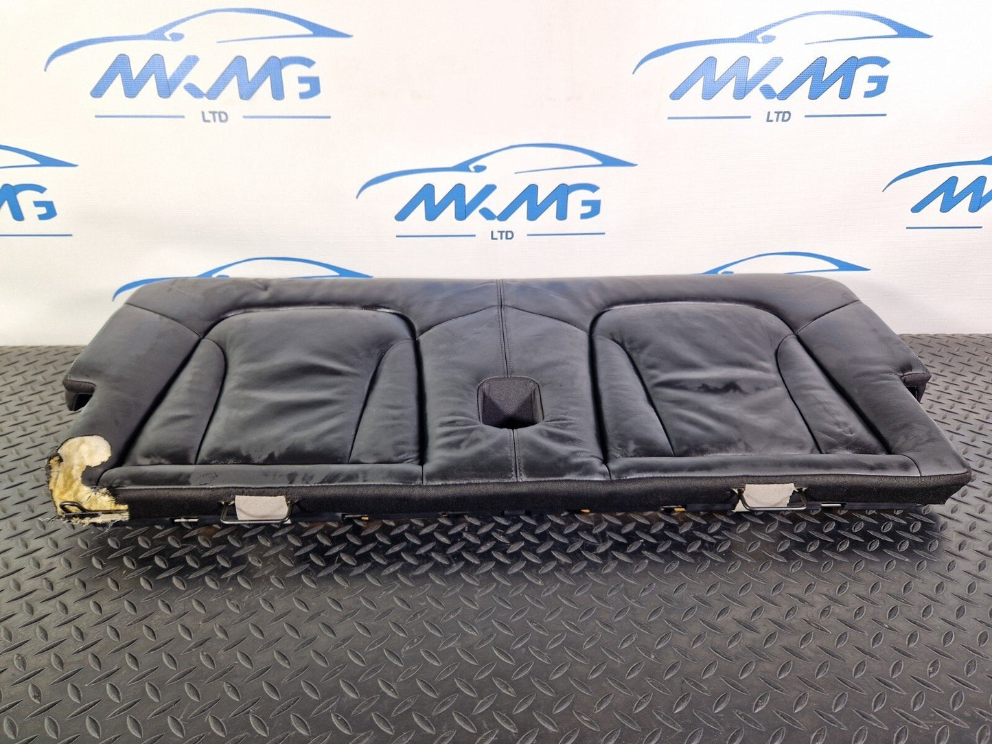 10-15 AUDI Q7 4L GENUINE OEM LOWER REAR BACK SEAT BENCH ASSEMBLY 4L0885375A