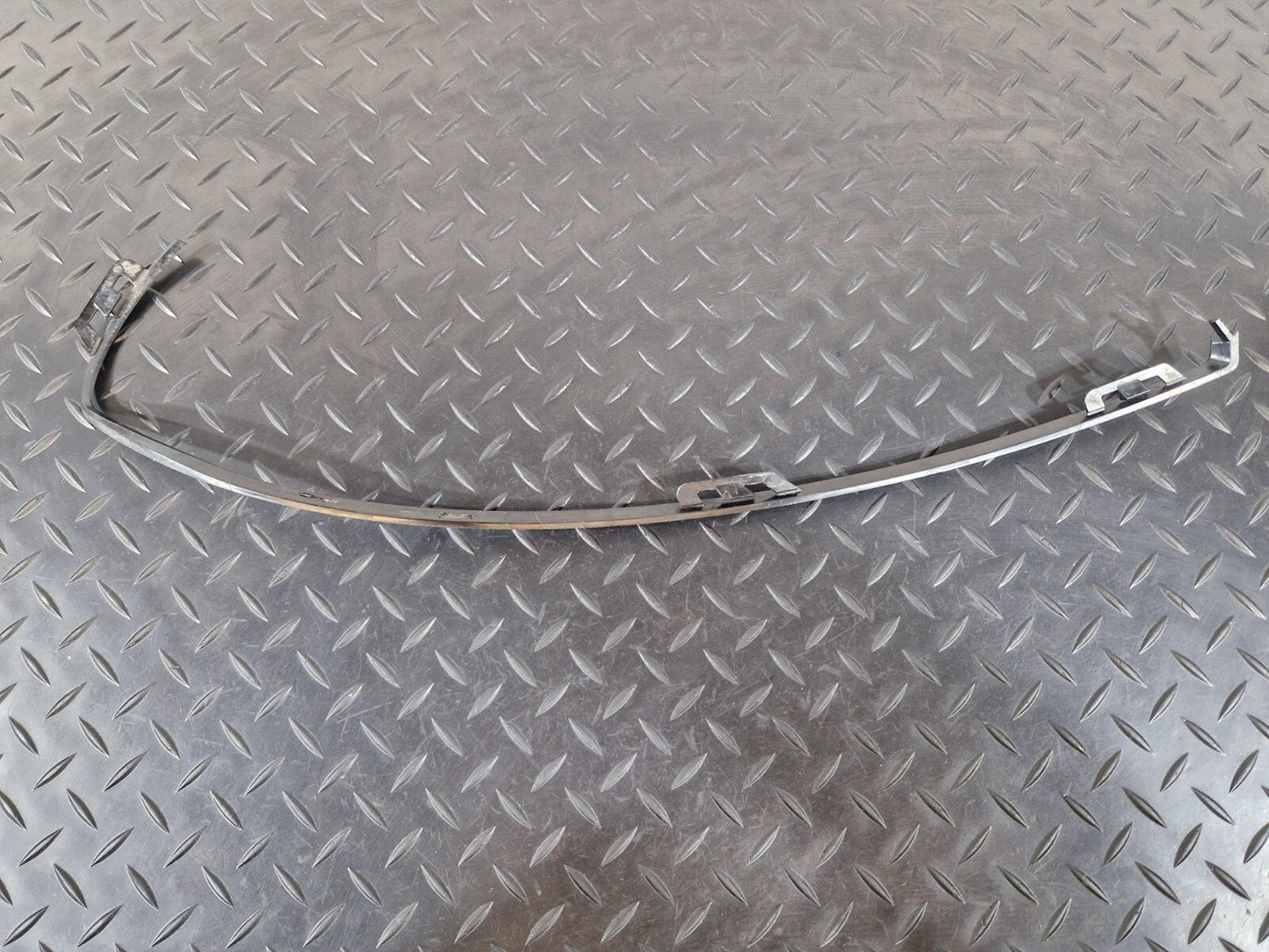 13-19 MERCEDES BENZ CLA C117 AMG FRONT RIGHT BUMPER SPOILER SKIRT A1178851422