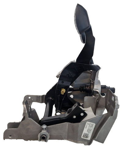 16-19 AUDI A4 B9 GENUINE BRAKE & CLUTCH PEDAL BOX ASSEMBLY 8W2721117 8W2721316