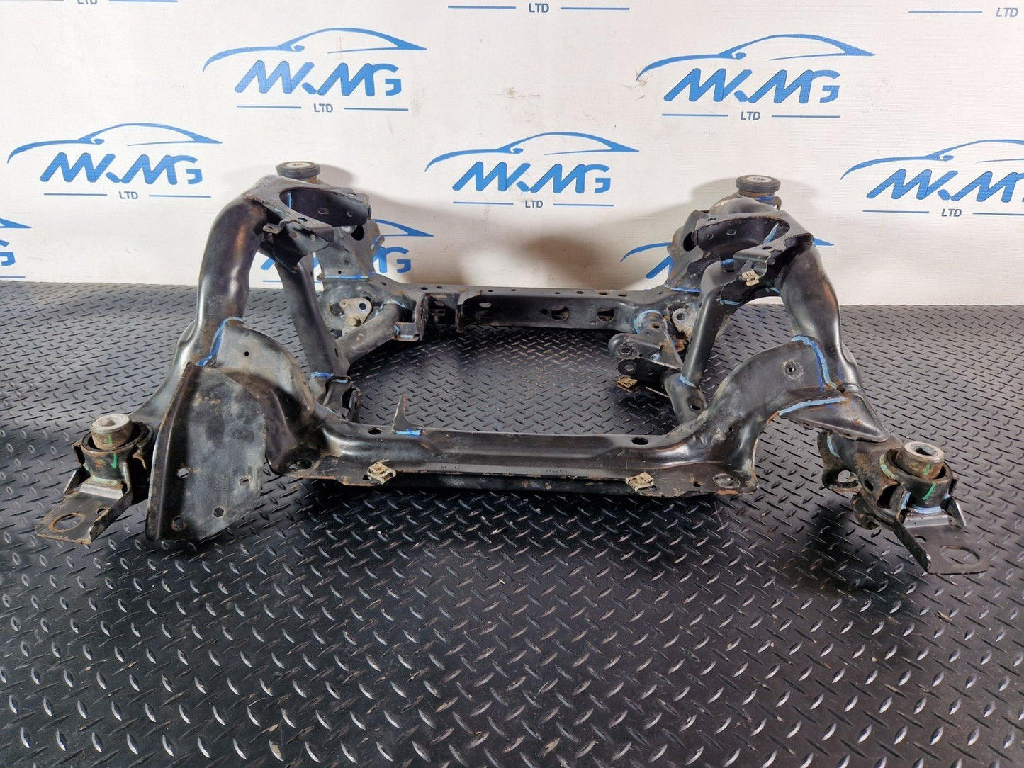 11-19 MERCEDES BENZ ML W166 GENUINE FRONT SUBFRAME A1663302000