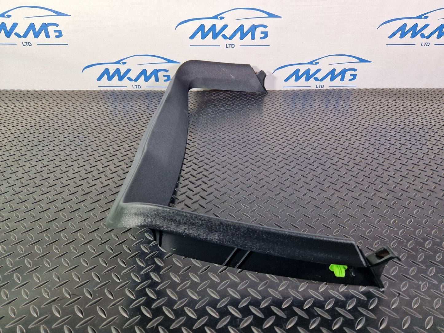 14-21 MERCEDES C220d W205 TAILGATE PANEL TRIM COVER A2057401500