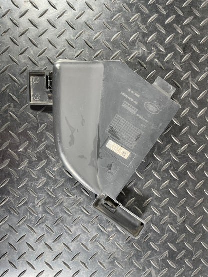 2019-ON LAND ROVER DISCOVERY L550 FRONT RIGHT BLANK PLATE LK728A050A