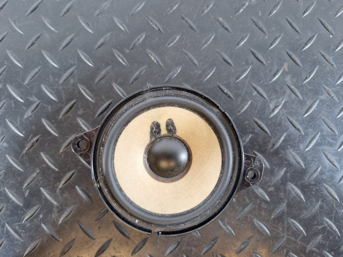 17-24 AUDI S5 F5 GENUINE OEM FRONT DOOR SPEAKER FITS LEFT & RIGHT SIDE 8W0035303
