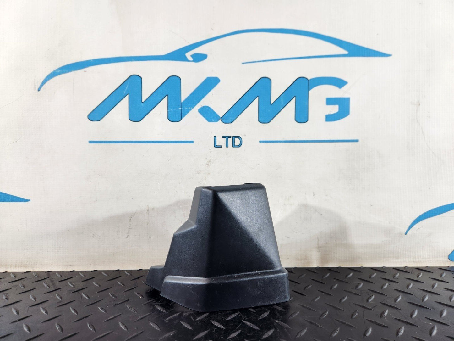 Audi Unknown Part Type 4M0883688