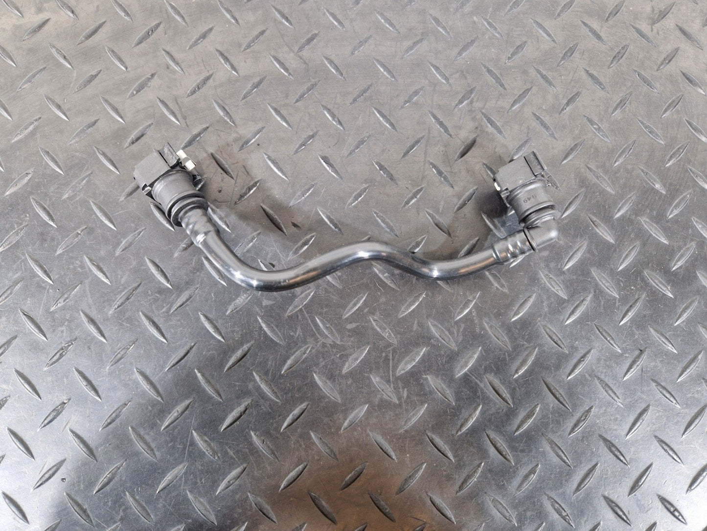 14-21 MERCEDES BENZ W205 PETROL FUEL SYSTEM PURGE PIPE A2054711215