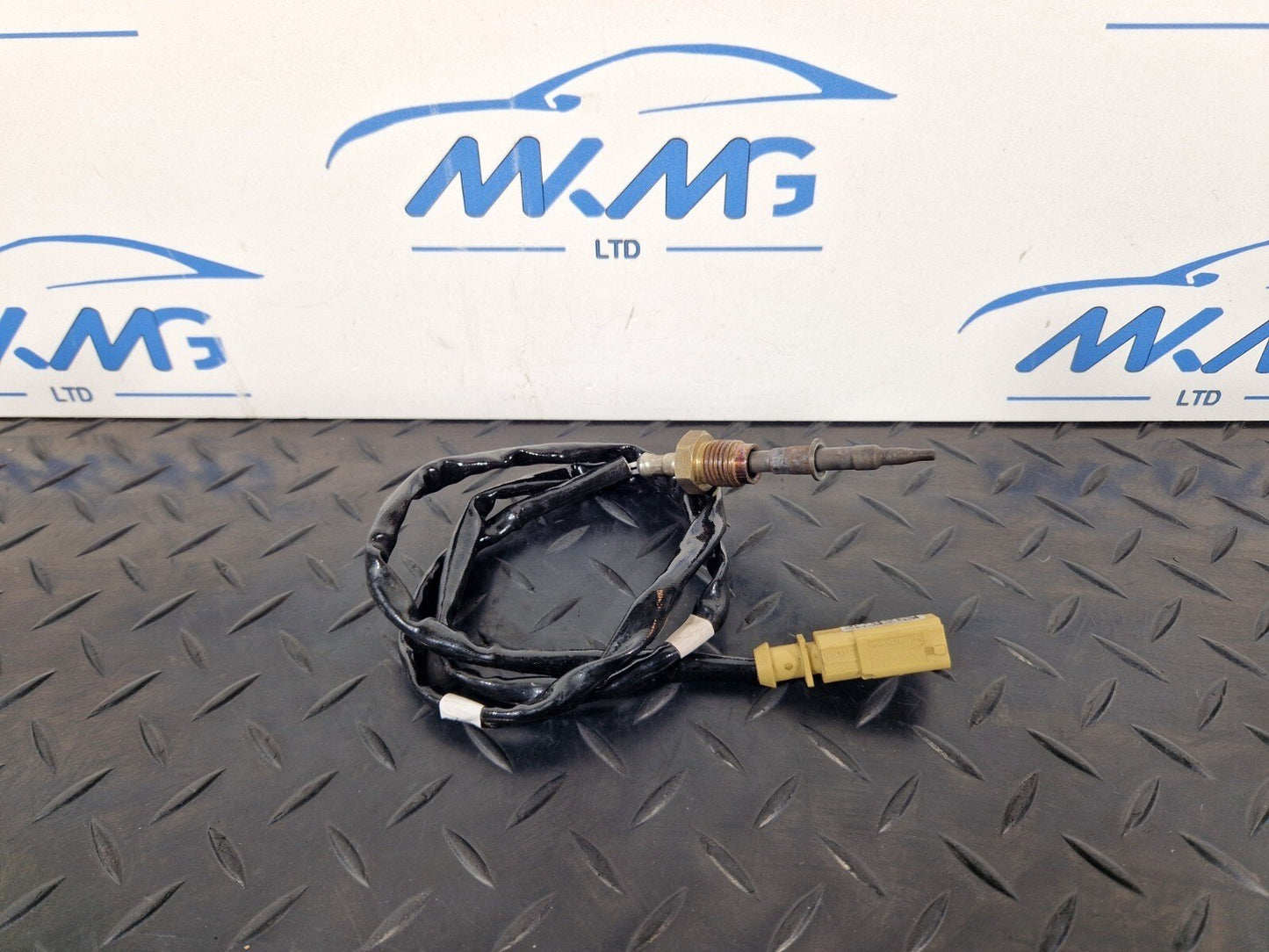 Audi Unknown Part Type 8W0906088F