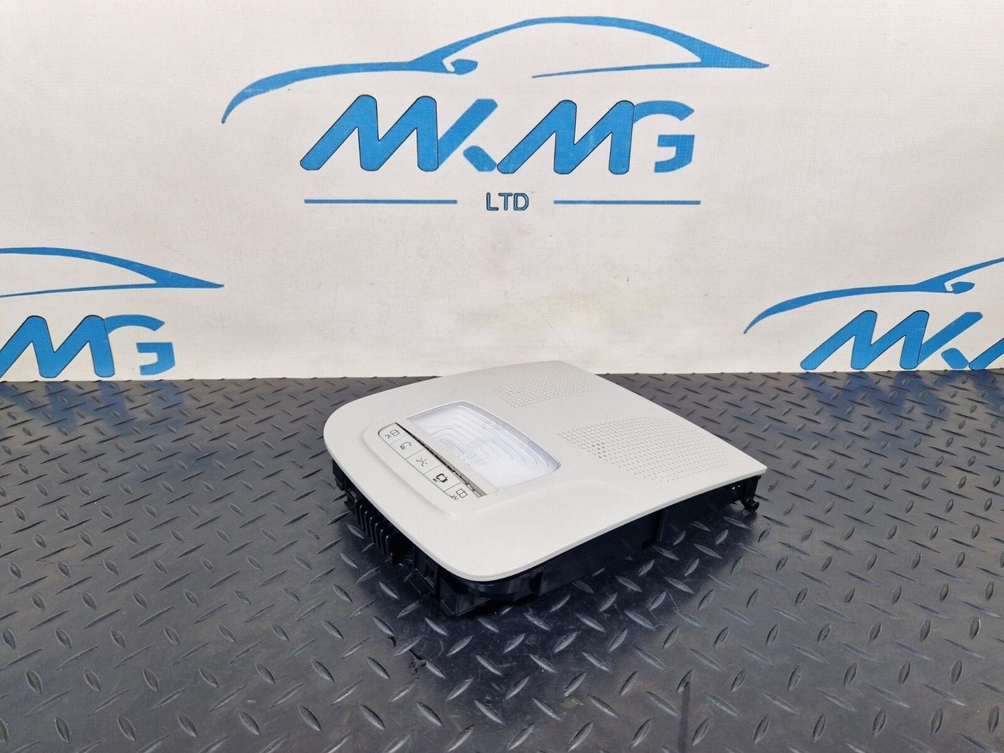 14-23 MERCEDES BENZ VITO W447 OEM FRONT INTERIOR ROOF LIGHT A4479006900