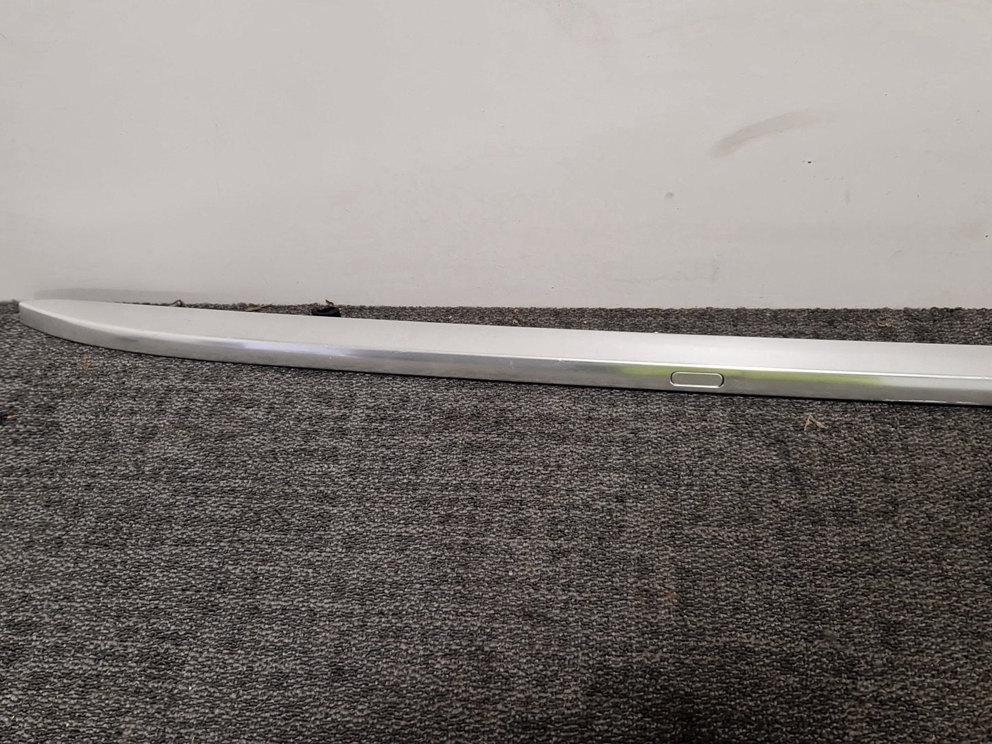 Audi Q7 4M Genuine Left N/S Passenger Roof Rail 4M0860021C