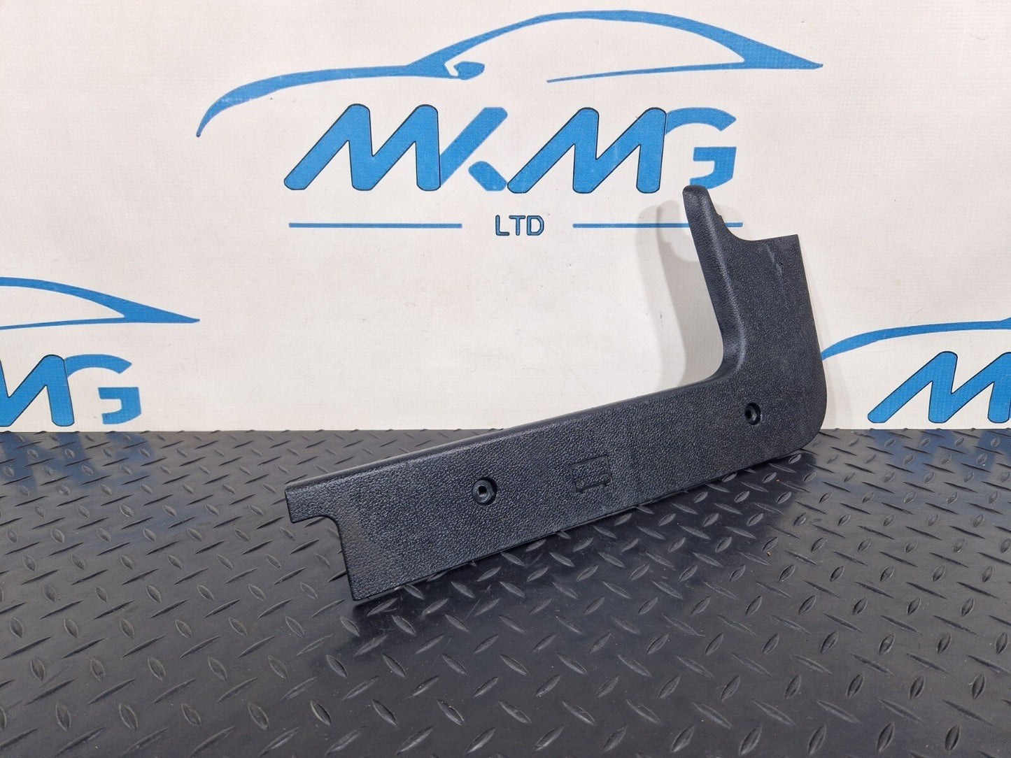 18ON MERCEDES BENZ SPRINTER W907 BATTERY PLASTIC TOP COVER LEFT N/S A9106863000