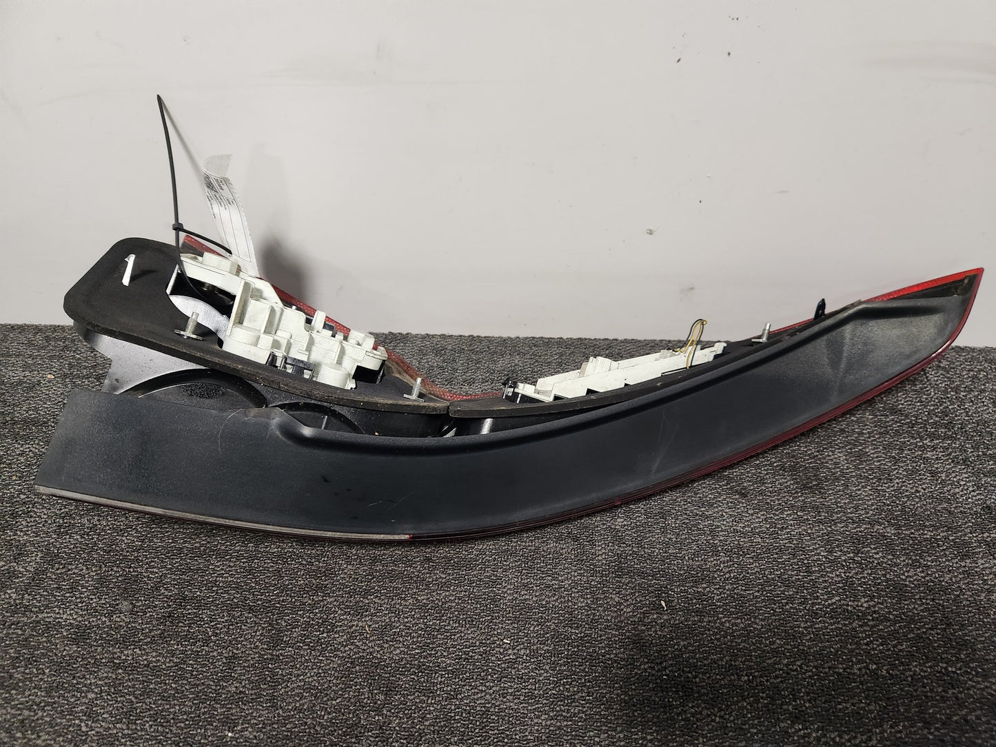 2010 Volvo V50 MK2 FL (MW) Genuine Rear Right O/S Driver Tail Light