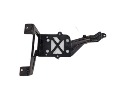 19-ON MERCEDES BENZ CLA C118 GENUINE HEATER MATRIX BRACKET HOLDER A2475010300
