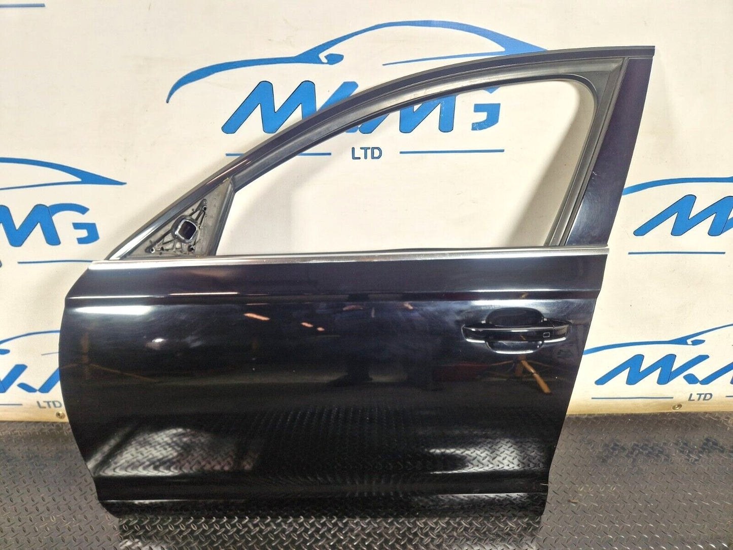 12-18 AUDI A6 C7 GENUINE FRONT LEFT N/S/F COMPLETE DOOR IN BRILLIANT BLACK LY9B