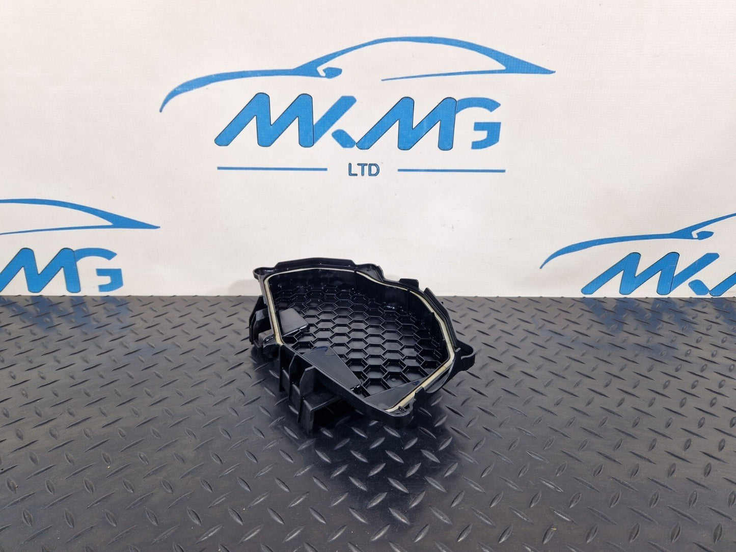 Audi Unknown Part Type 4G2907613B