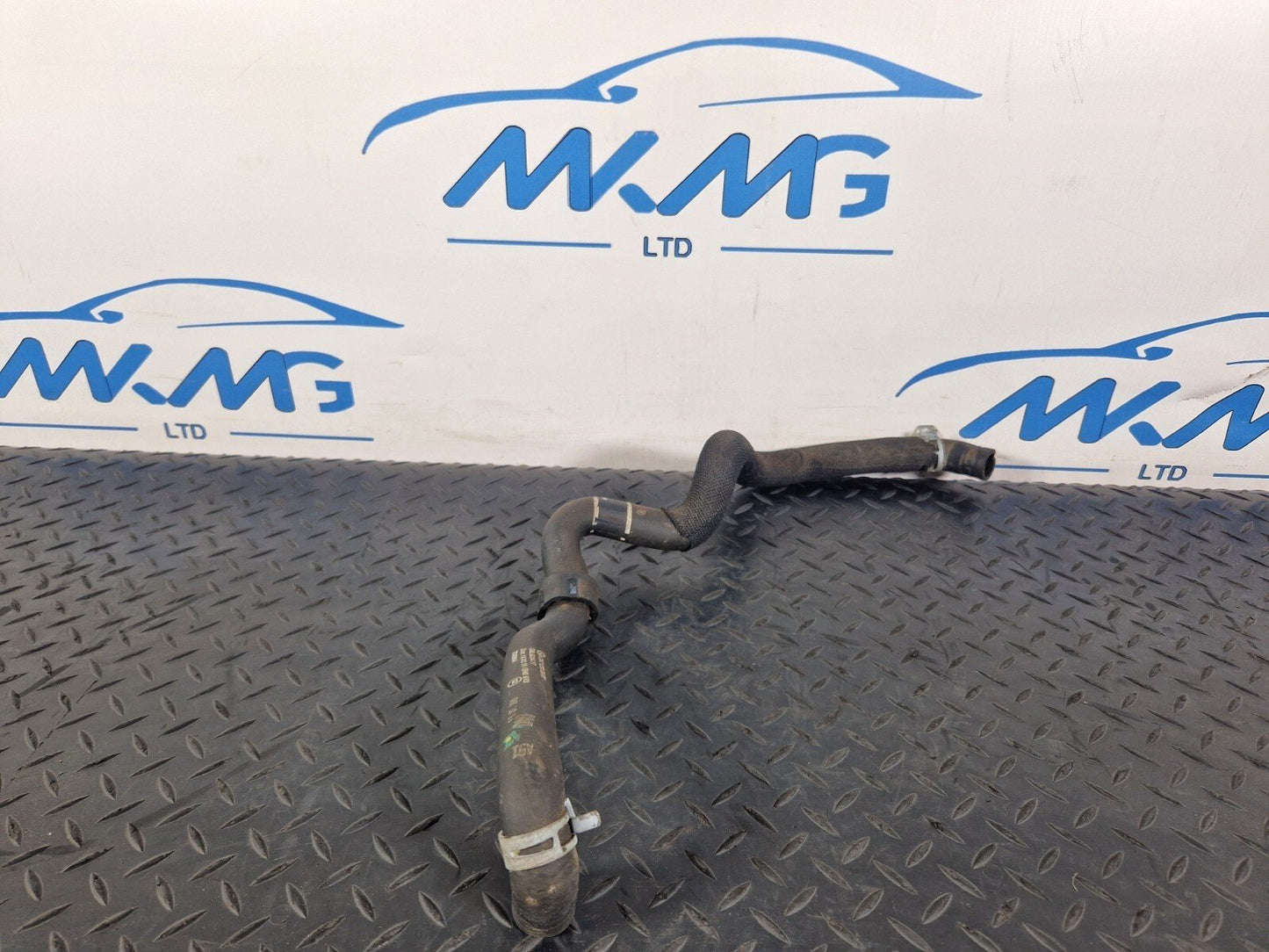 18-ON MERCEDES A CLASS W177 1.5CDI OM608 ENGINE WATER COOLANT PIPE A2478303601