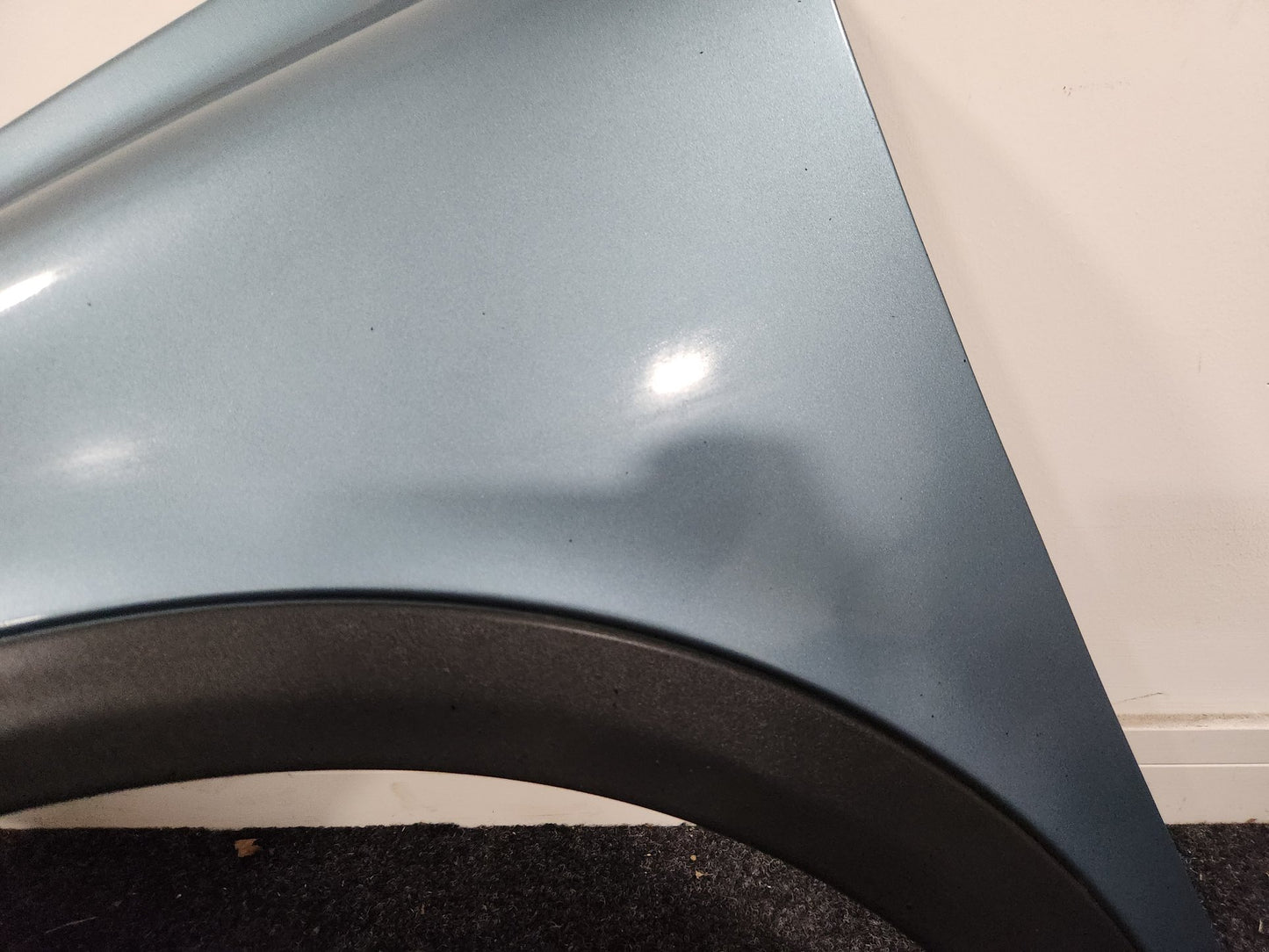 Volvo C30 MK1 (MK) Coupe Front Left N/S Passenger Wing Fender Panel in Blue