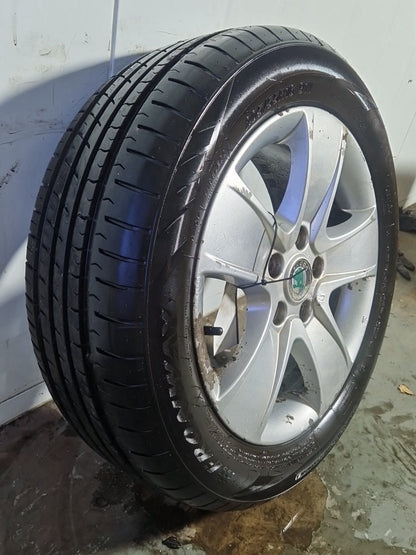 Skoda Octavia MK2 FL - 1Z 16" Alloy Wheel with Tyre ~7mm 205/55/16 1Z0601025T