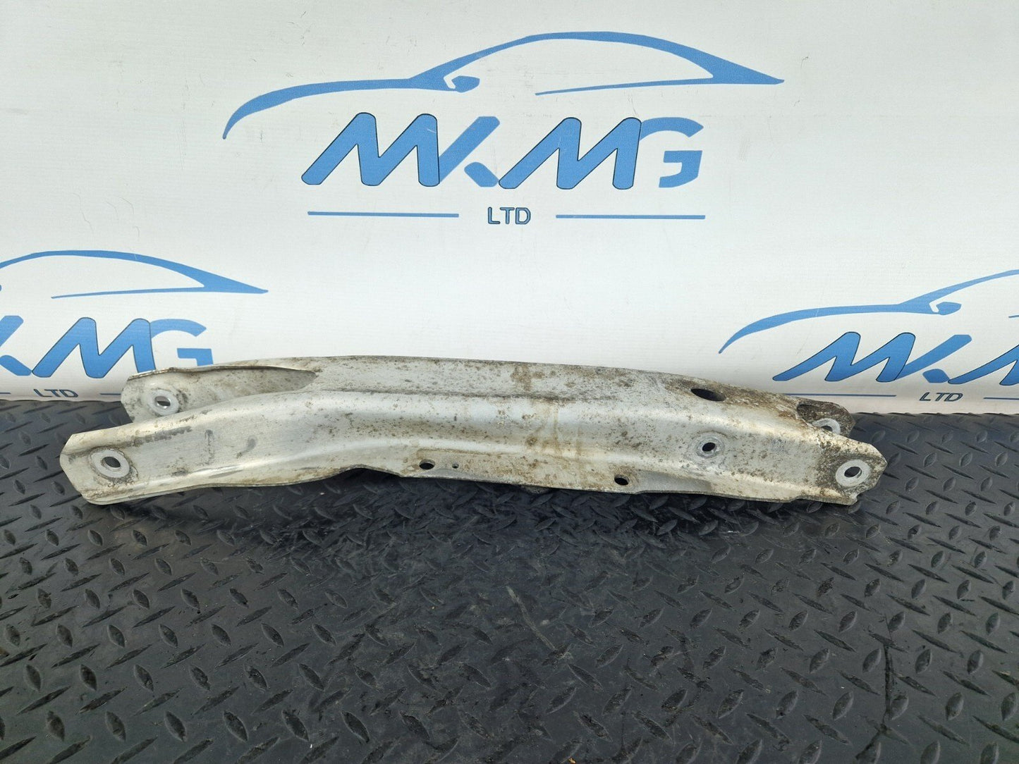 13-19 MERCEDES BENZ CLA C117 REAR LOWER CONTROL ARM SPRING LINK A2463520202
