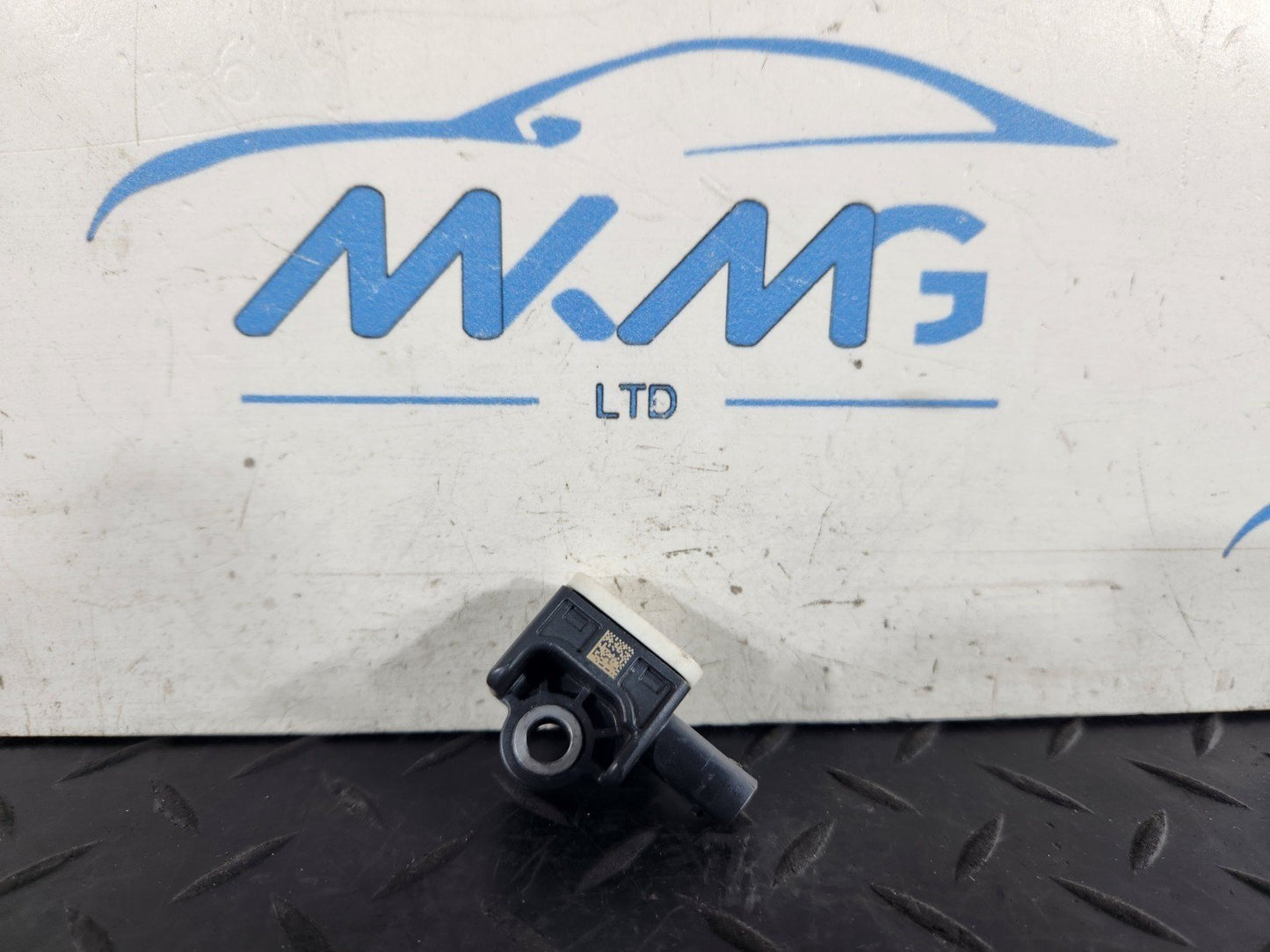 MERCEDES A B CLA GLE W166 W176 W247 OEM CRASH IMPACT CONTROL SENSORS A1668210151