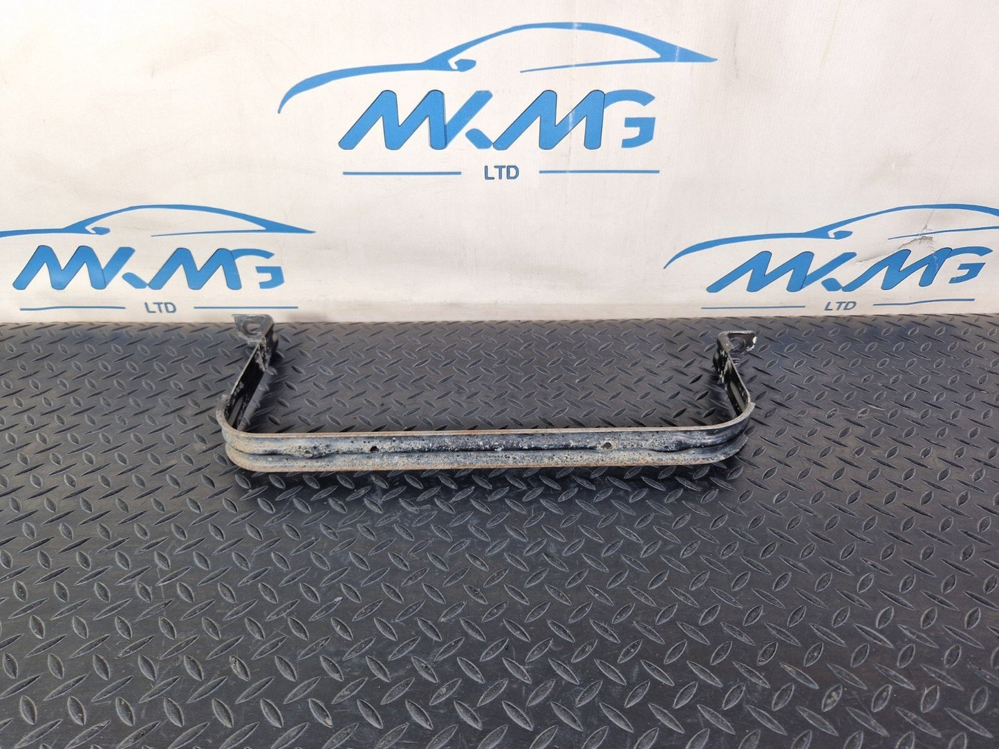 18-ON MERCEDES BENZ SPRINTER W907 FUEL TANK TENSIONER HOLDER STRAP A9074750000