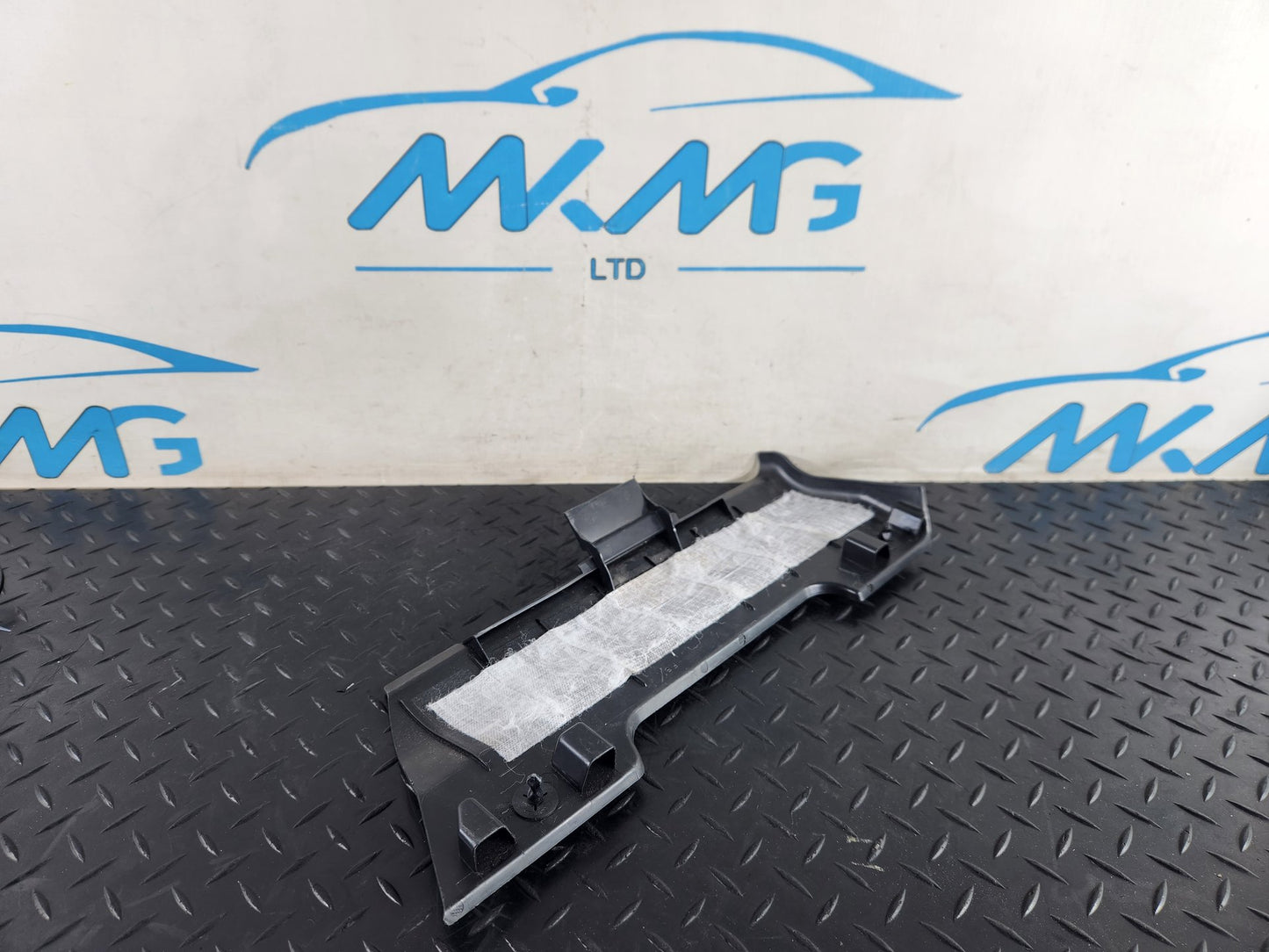 Land Rover Range Rover Evoque L551 Fuse Panel Cover Trim K8D2-14A076-FA-FB