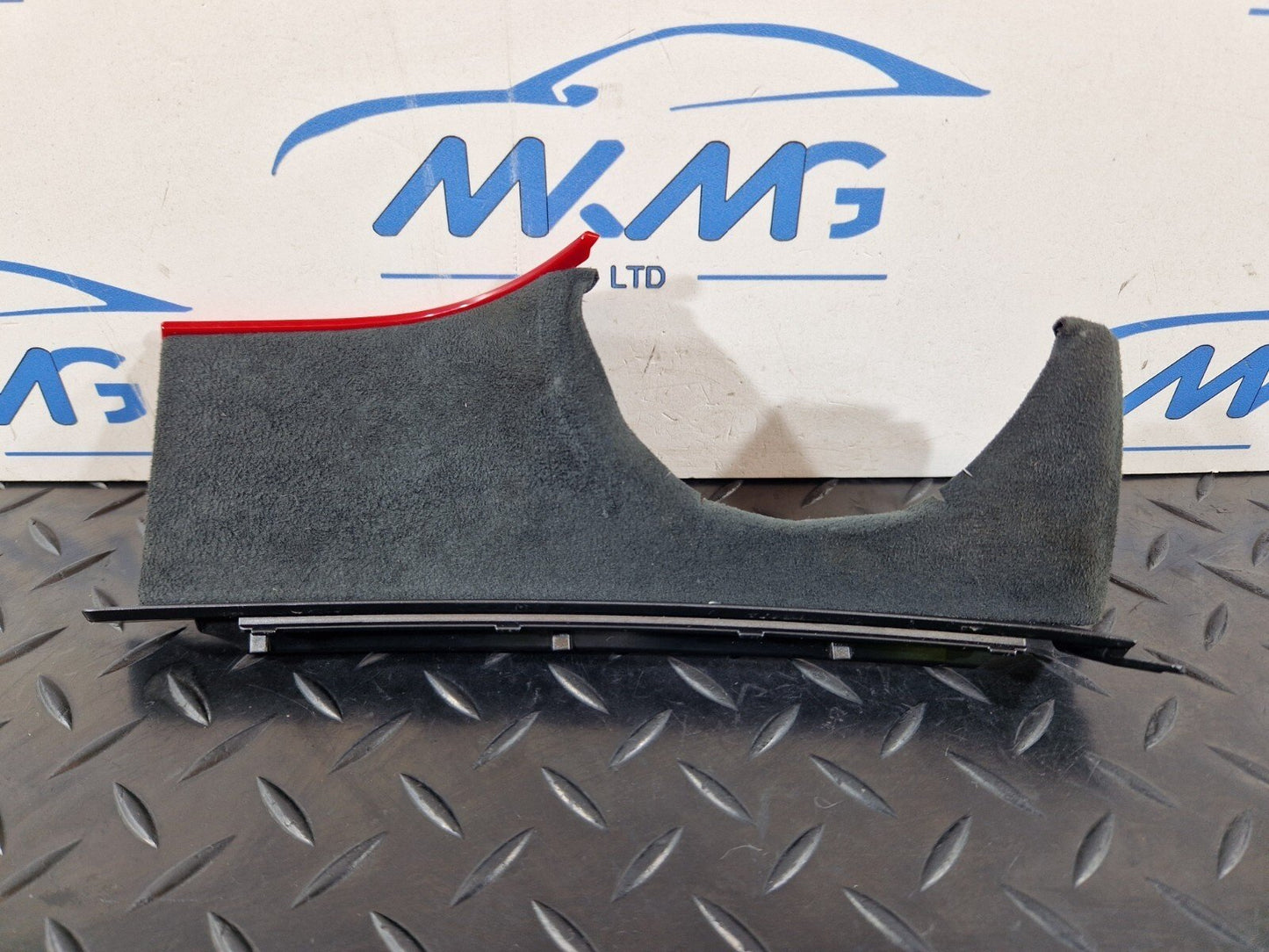 18-ON MERCEDES BENZ A CLASS W177 GENUINE INNER DOOR TRIM COVER A1776891600