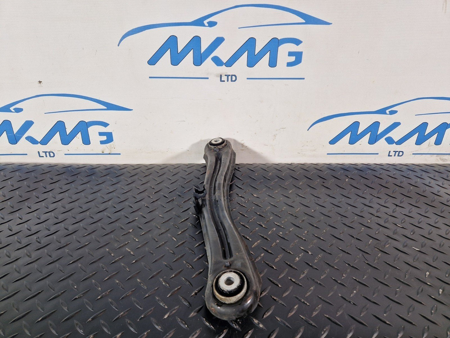 11-19 MERCEDES BENZ ML W166 OEM REAR RIGHT CONTROL ARM A1665460700