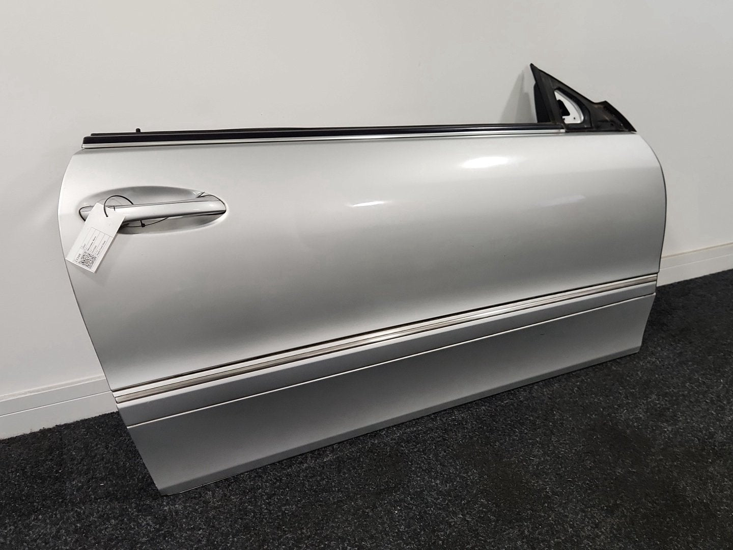 Mercedes CLK-Class C209 Convertible Front Right Complete Door in Iridium Silver